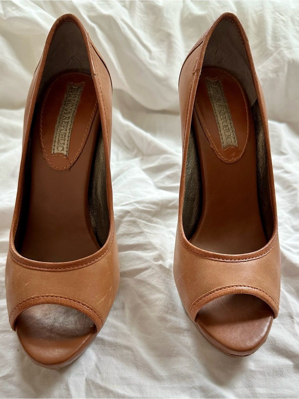 Banana Republic Tan Leather Open-Toe Pumps